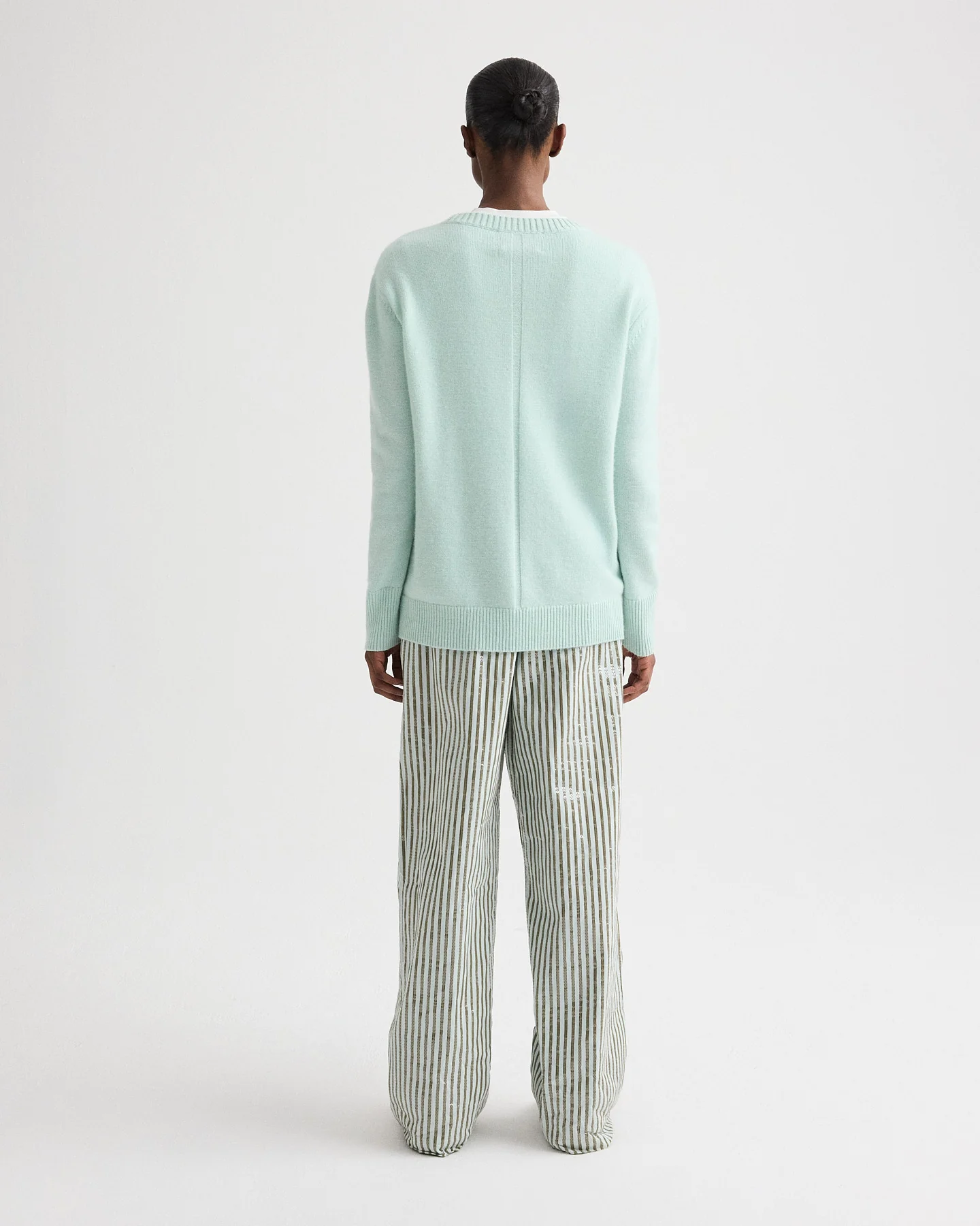 Boy Crewneck Sweater in Italian Cashmere - Image 5