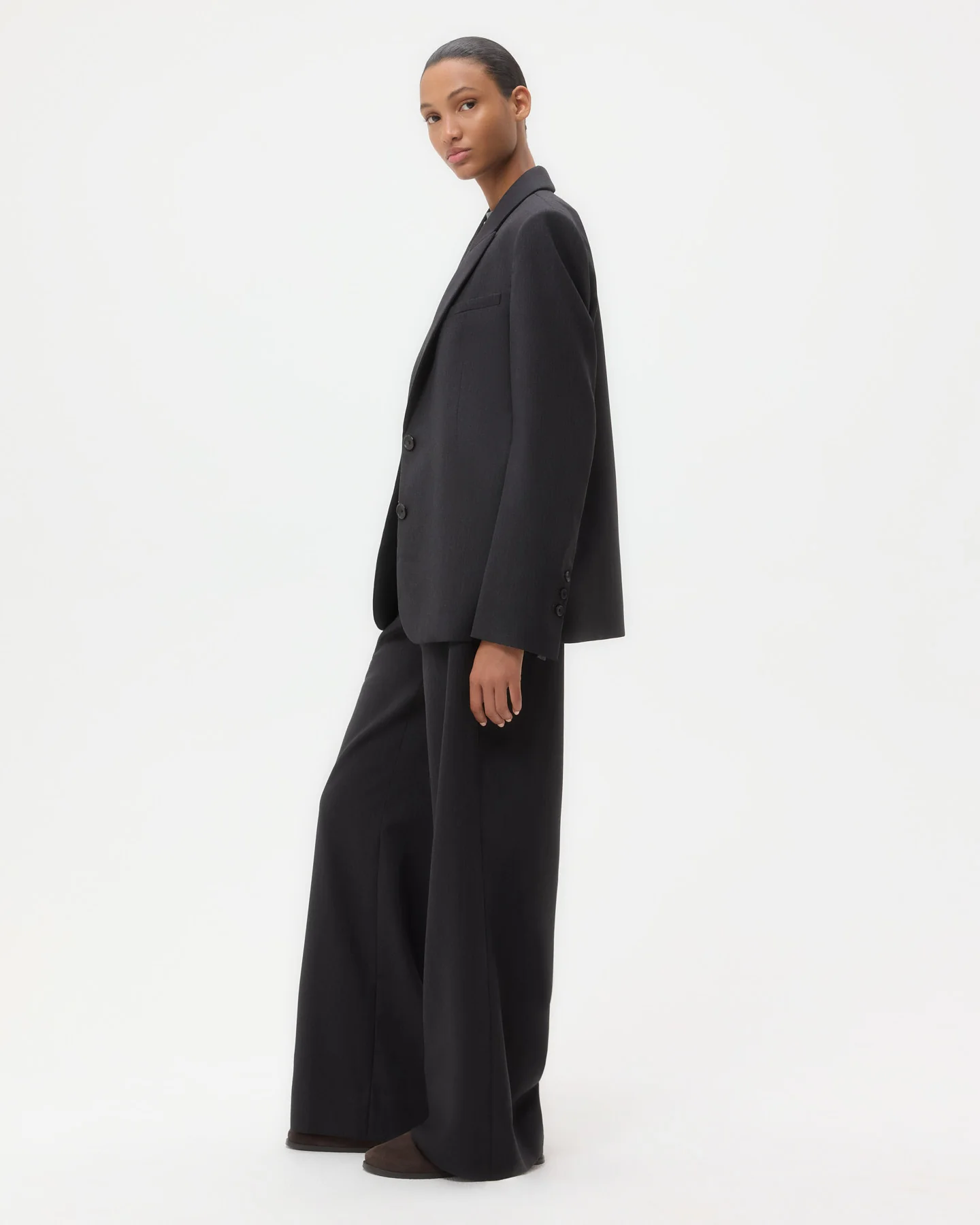 Perfect Boyfriend Blazer in Micro Herringbone Wool Suiting - Image 4