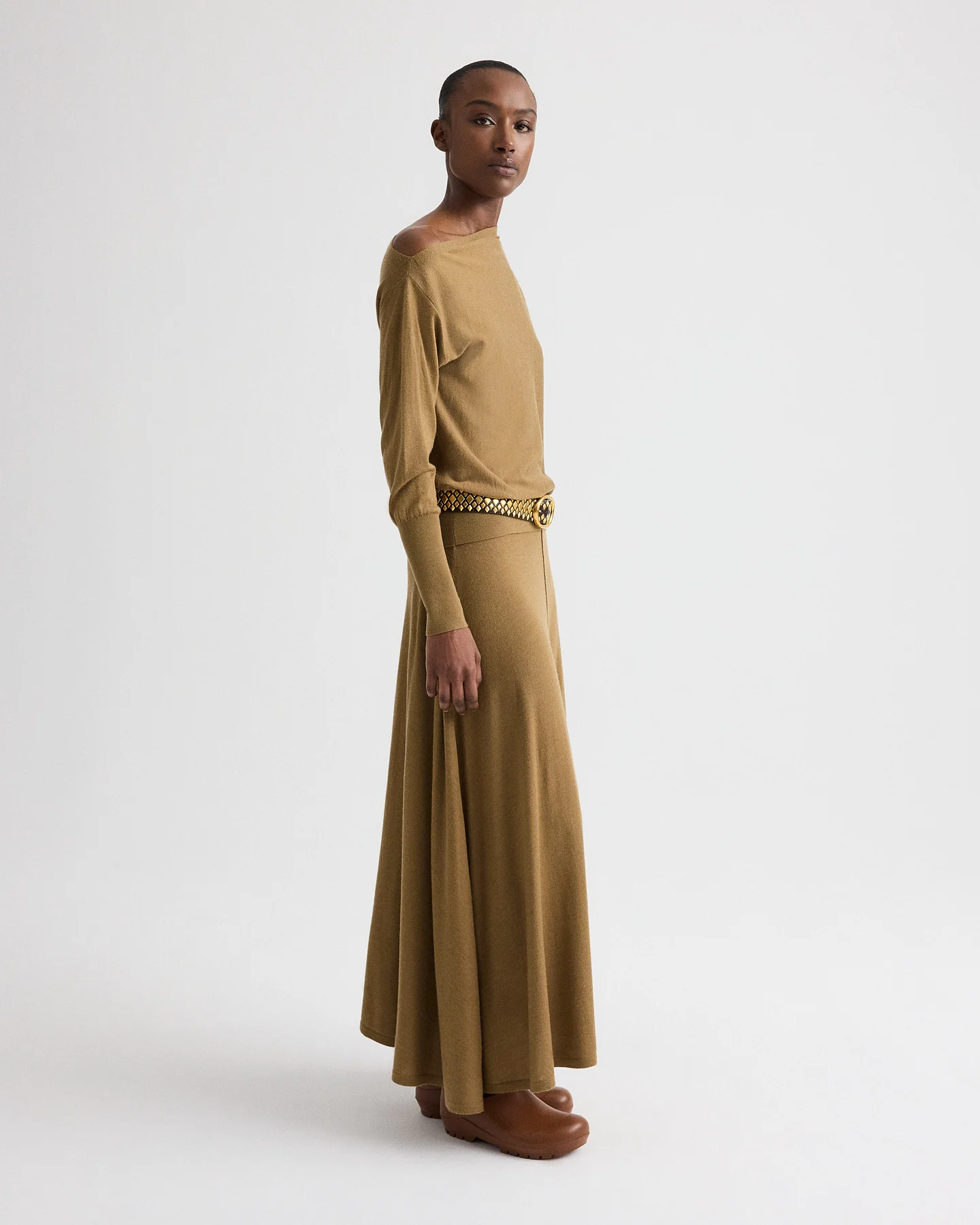 Cold Shoulder Sweater in Fine Wool Silk - Image 3