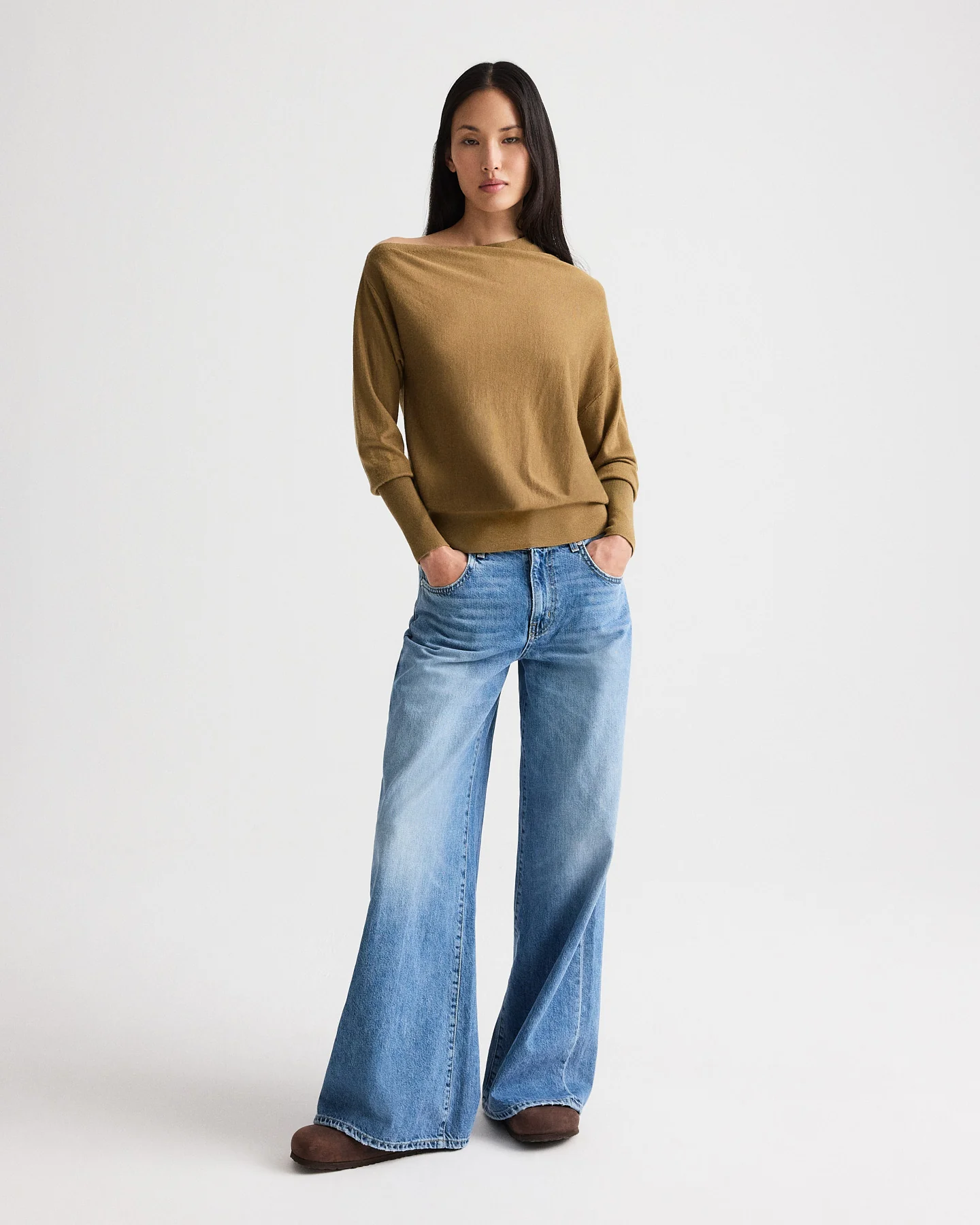 Cold Shoulder Sweater in Fine Wool Silk - Image 8