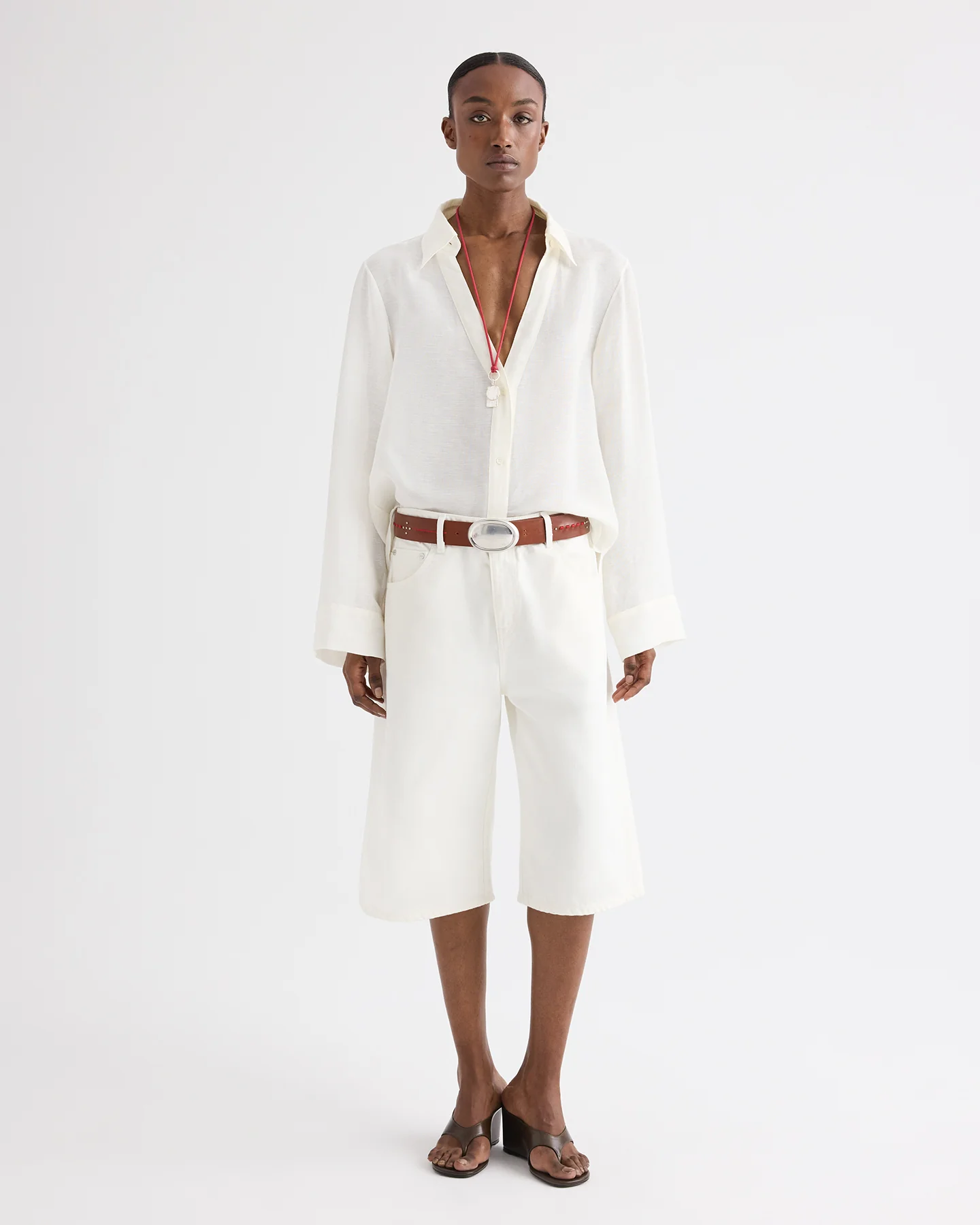 Deep V Relaxed Shirt in Linen Silk - Image 3