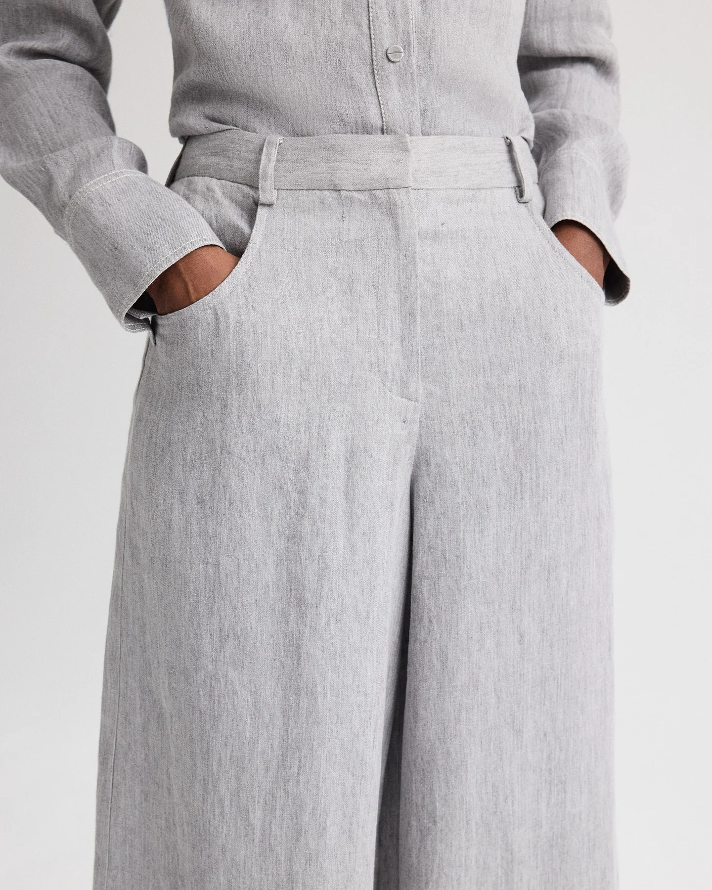 Dillon Pant in Lightweight Washed Hemp Denim - Image 4