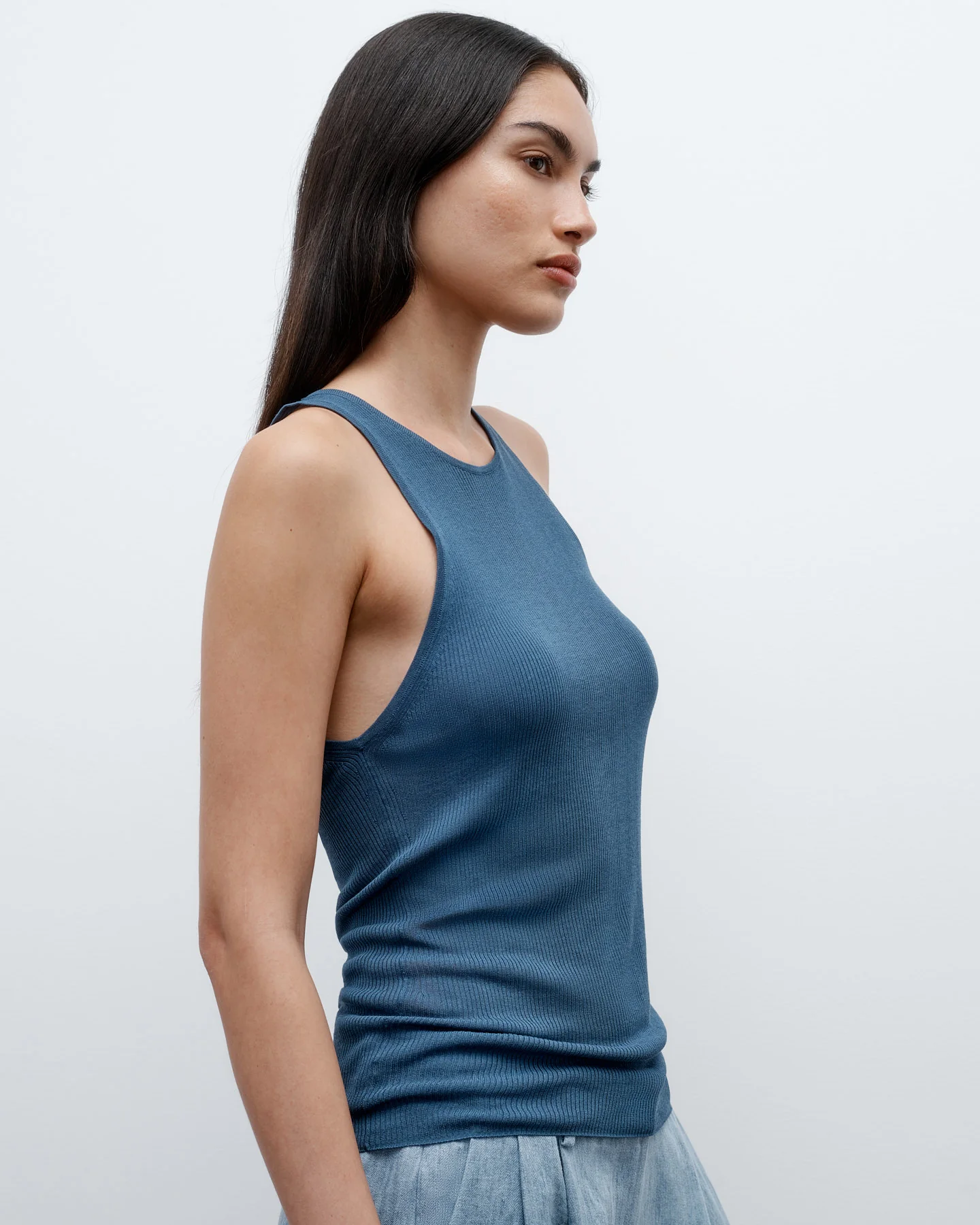 Harbor Tank in Viscose Silk - Image 3