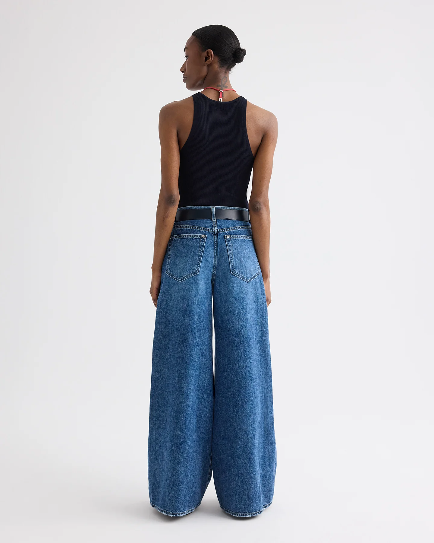 Harbor Tank in Viscose Silk - Image 5