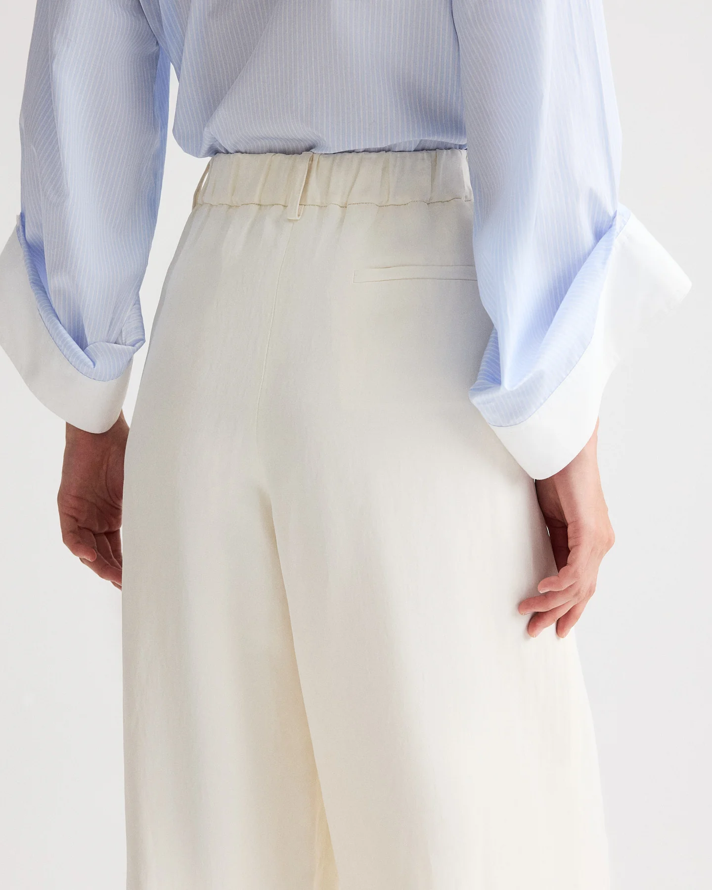 Hudson St Pant in Coated Viscose Linen - Image 4