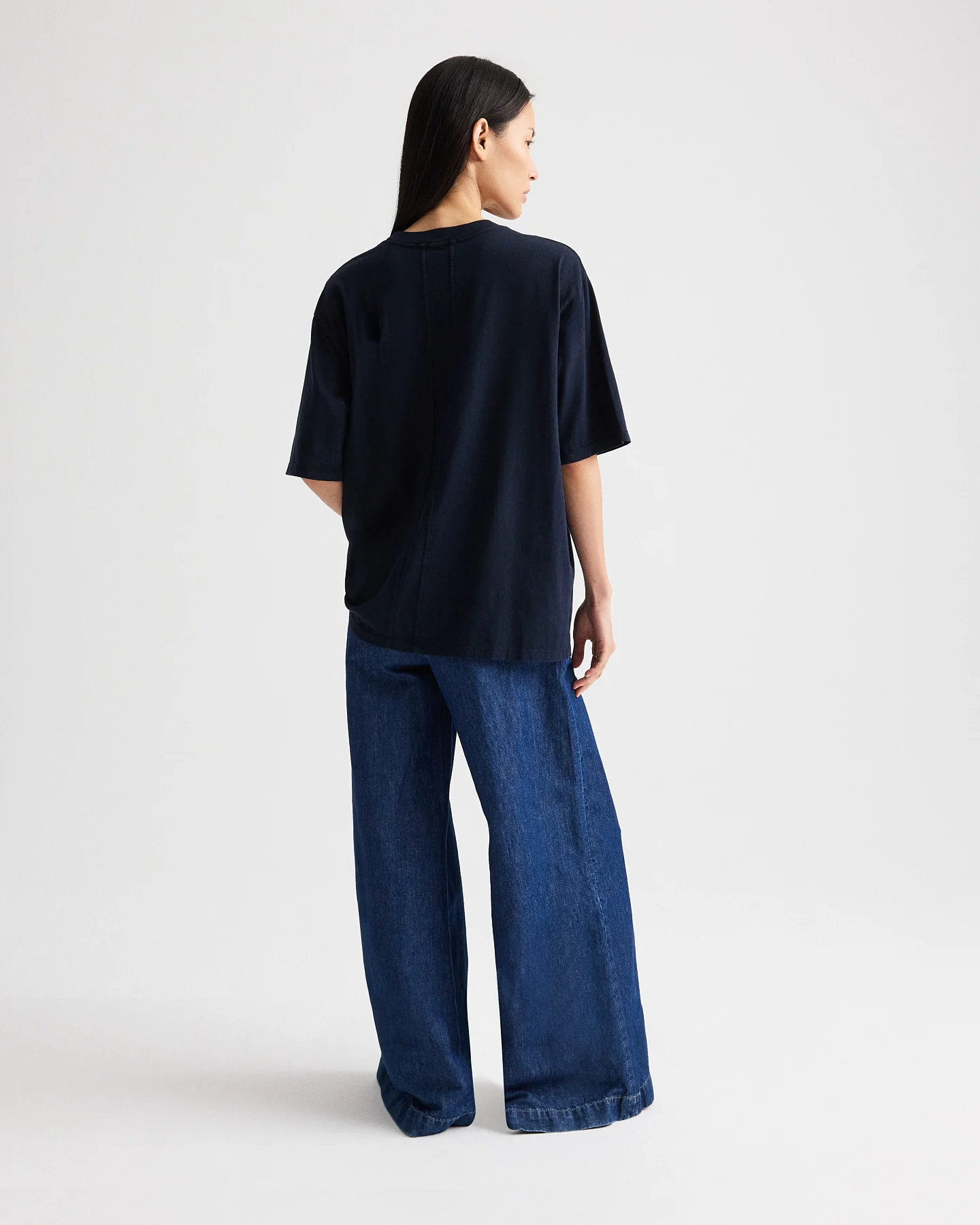 JTs T in Supima Cotton - Image 5
