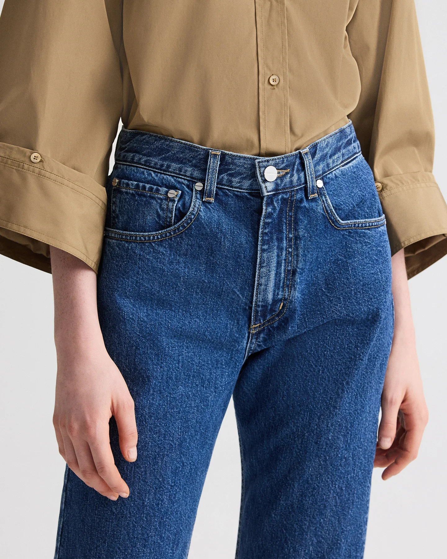 Kent St Jean in Heavy Denim - Image 4