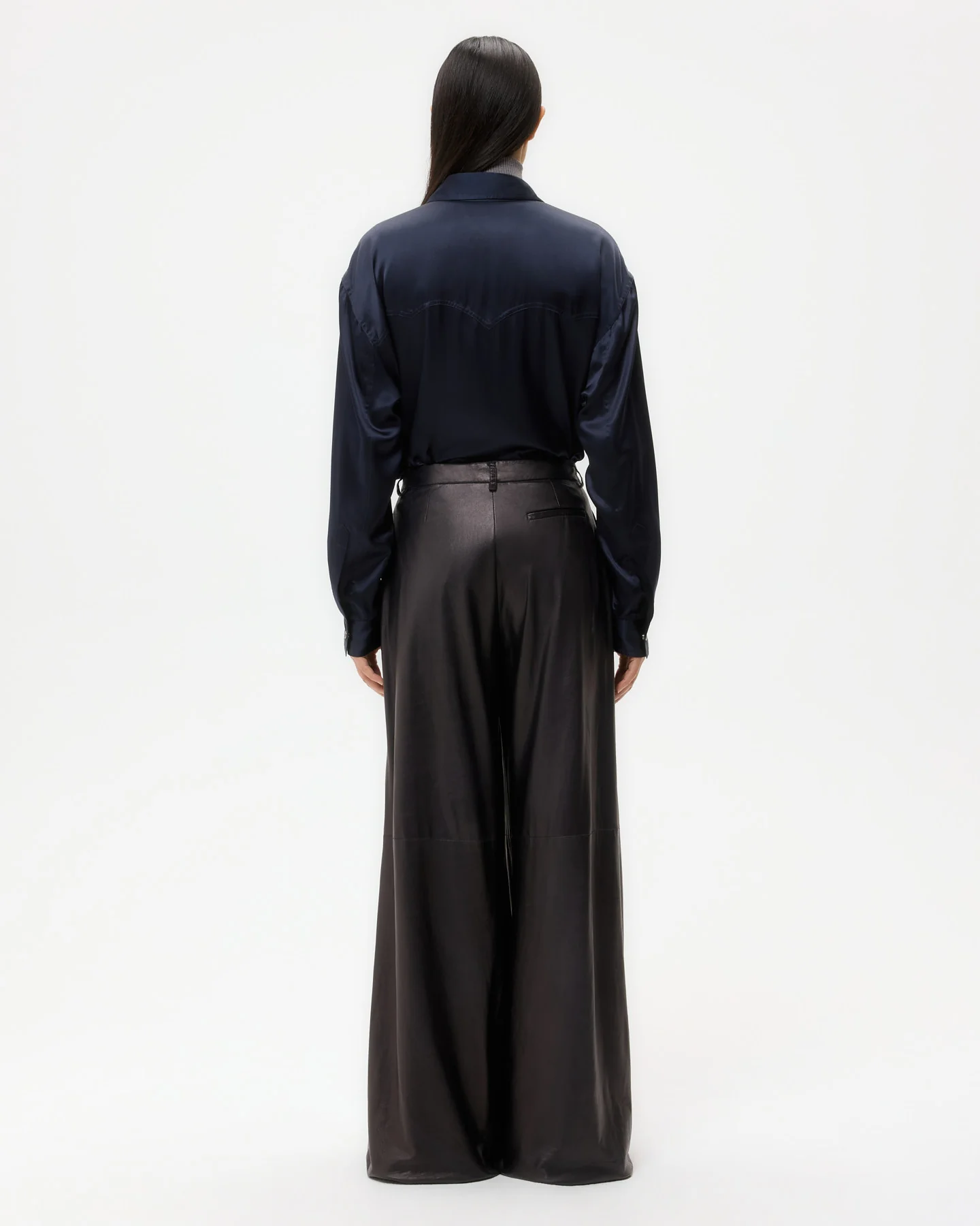 Avery Pant in Leather - Image 5