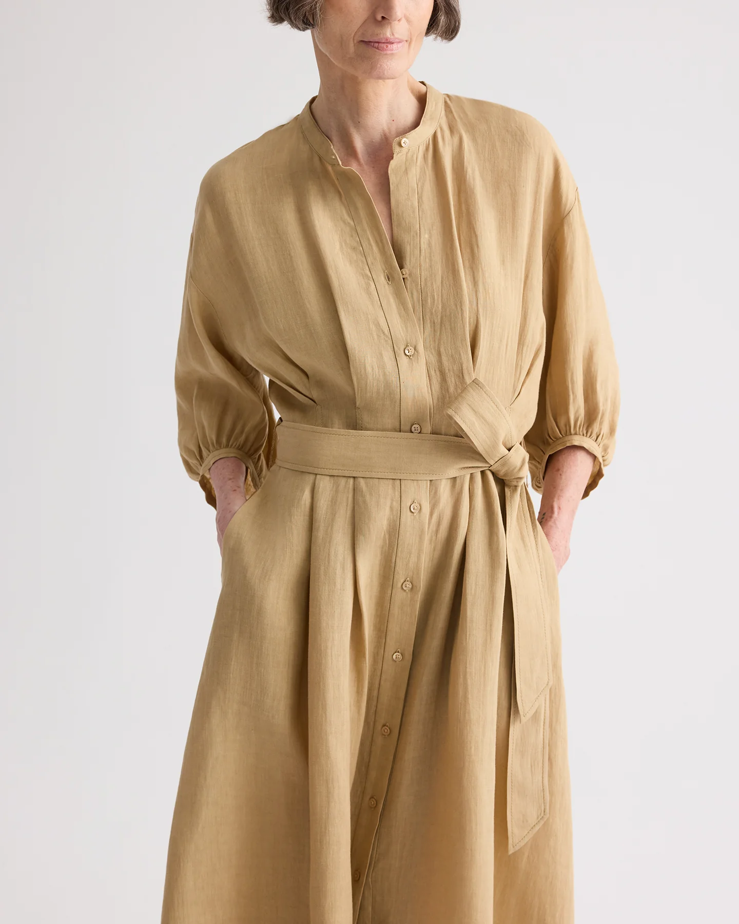 Maxi Dress With 3/4 Poet Sleeve in Fluid Linen - Image 2