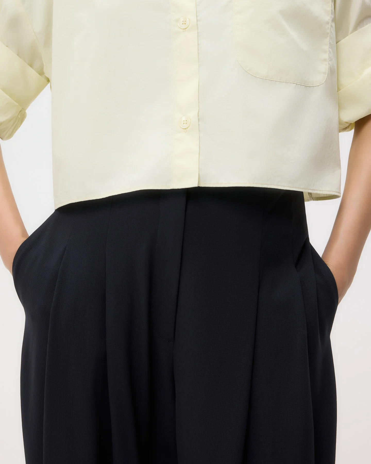 Carrie's Trouser in Drapey Wool Crepe - Image 4
