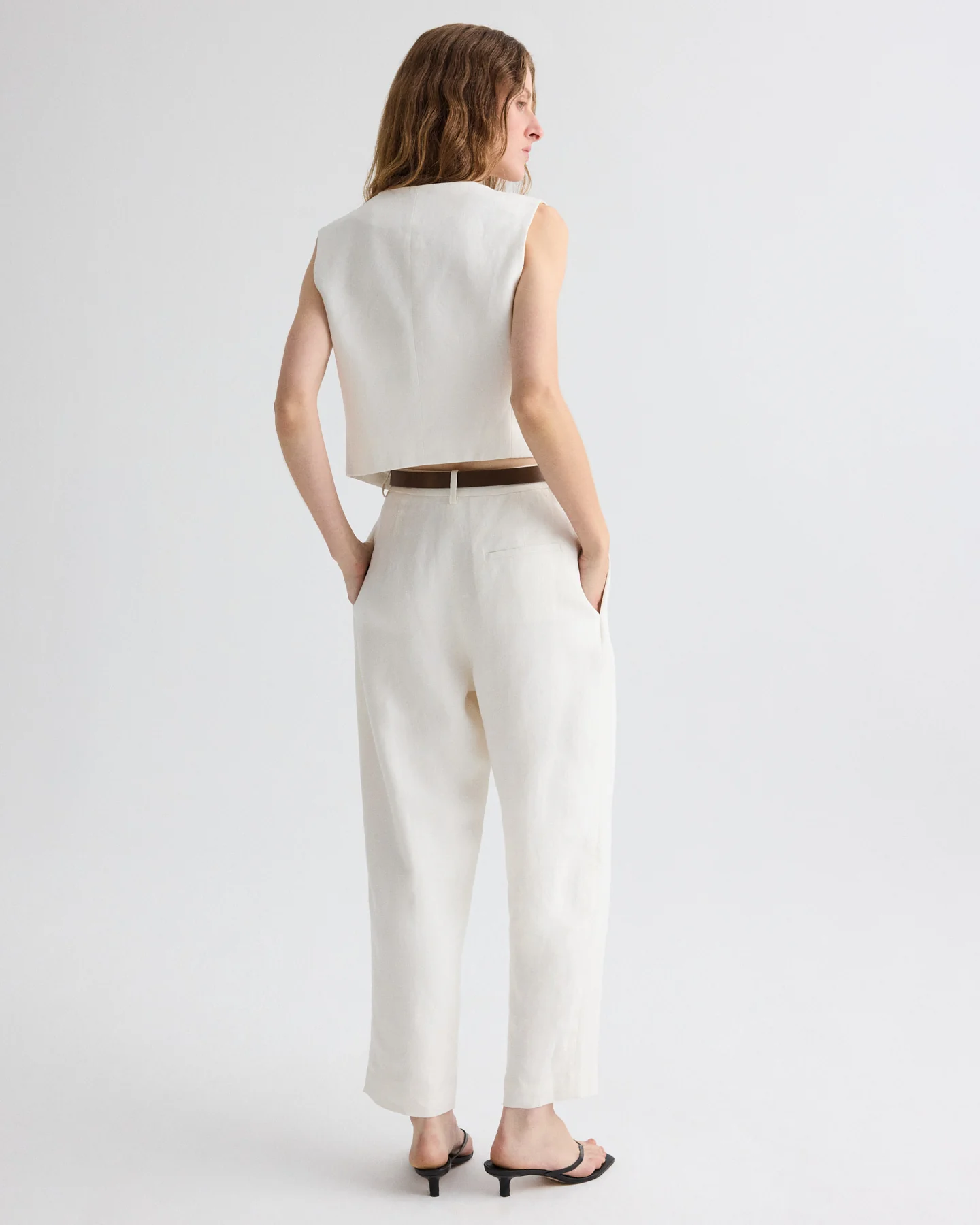 Mila Vest in Weave Linen - Image 5