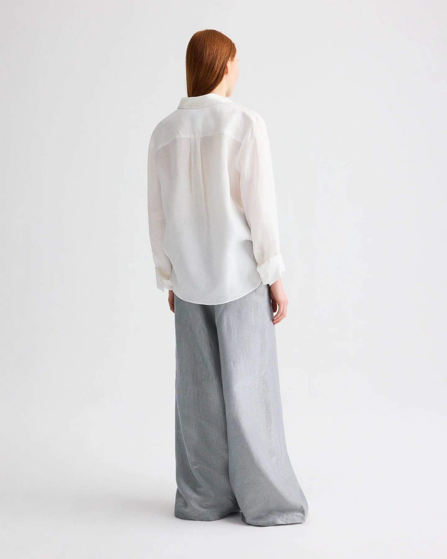Next Morning Shirt in Fluid Linen - Image 4
