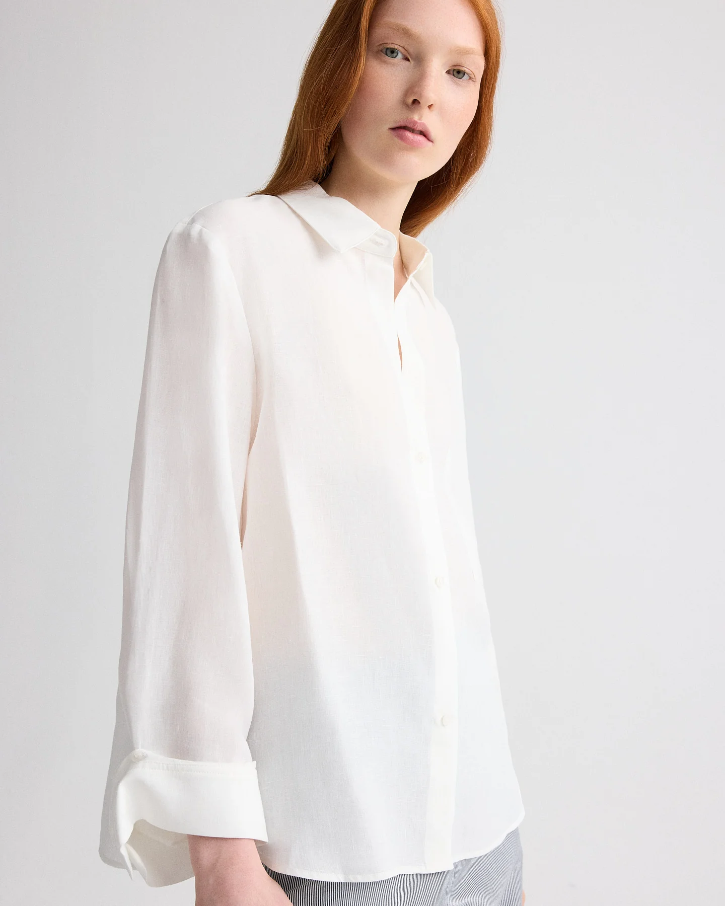 Next Morning Shirt in Fluid Linen - Image 5