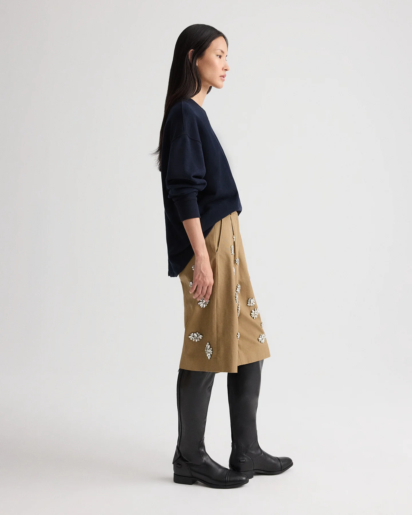 Relaxed V Neck Sweatshirt in Lightweight Sweatshirt - Image 4