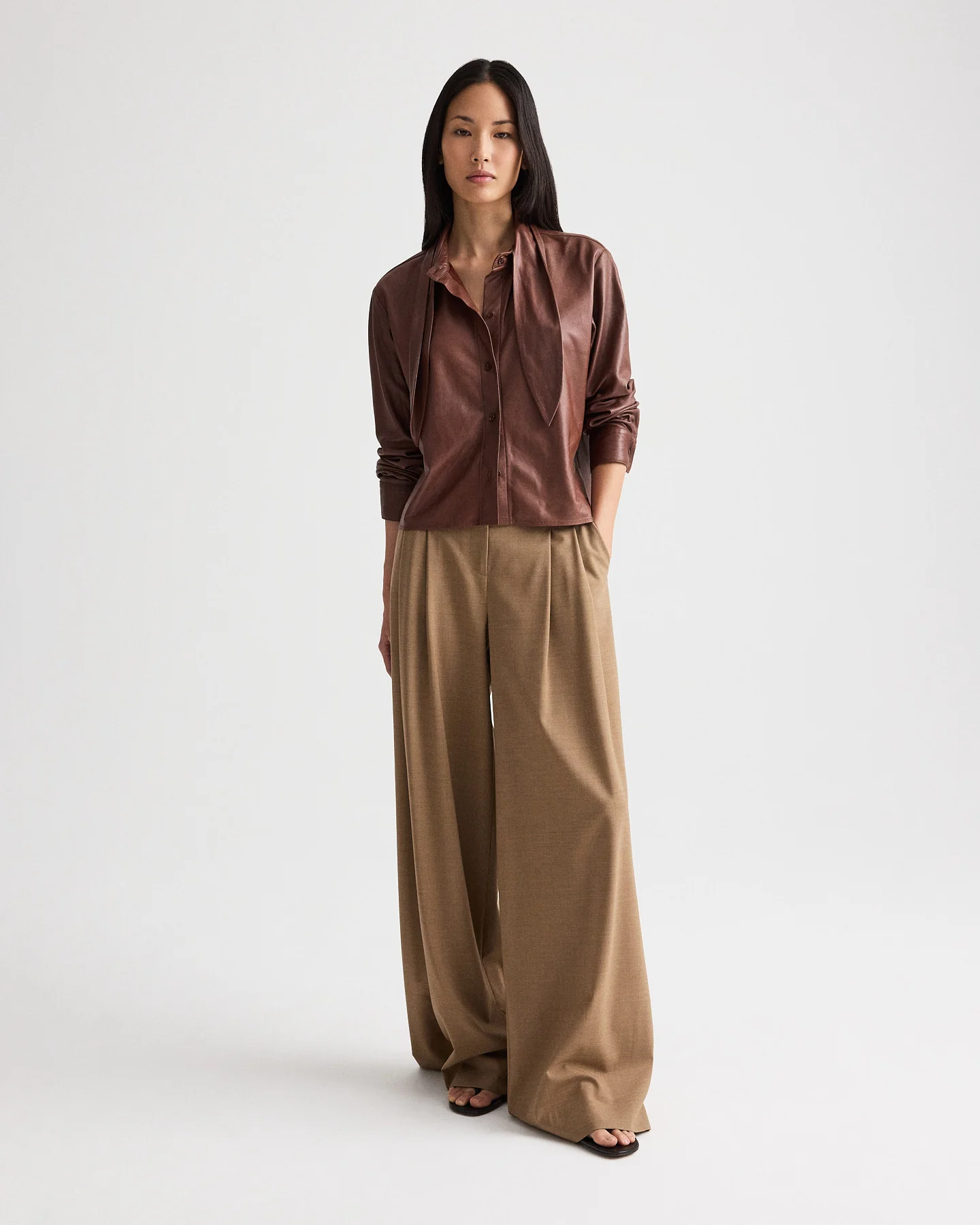 Shirt with Tie insert in Paper Leather - Image 4
