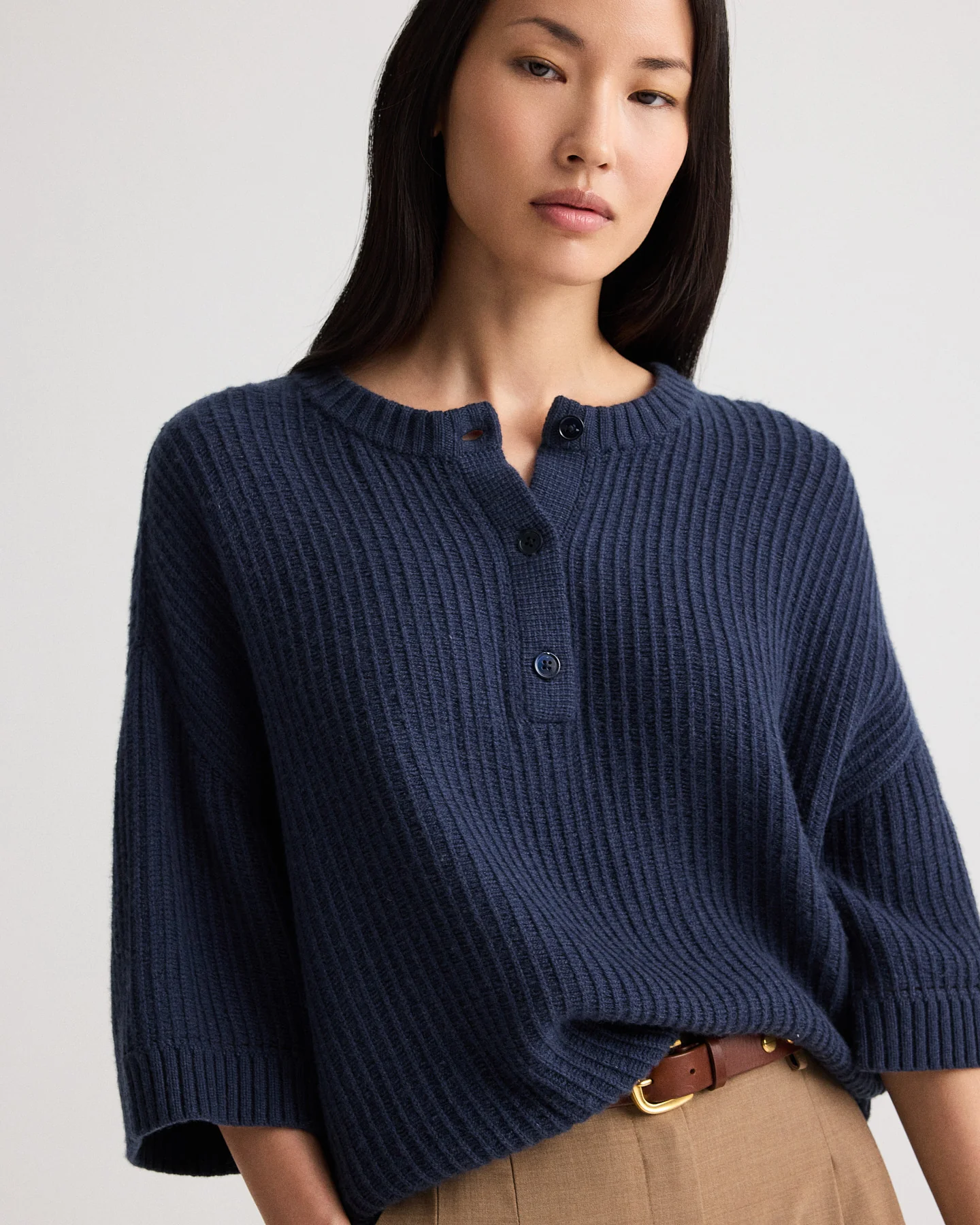 Short Sleeve Henley in Italian Cashmere