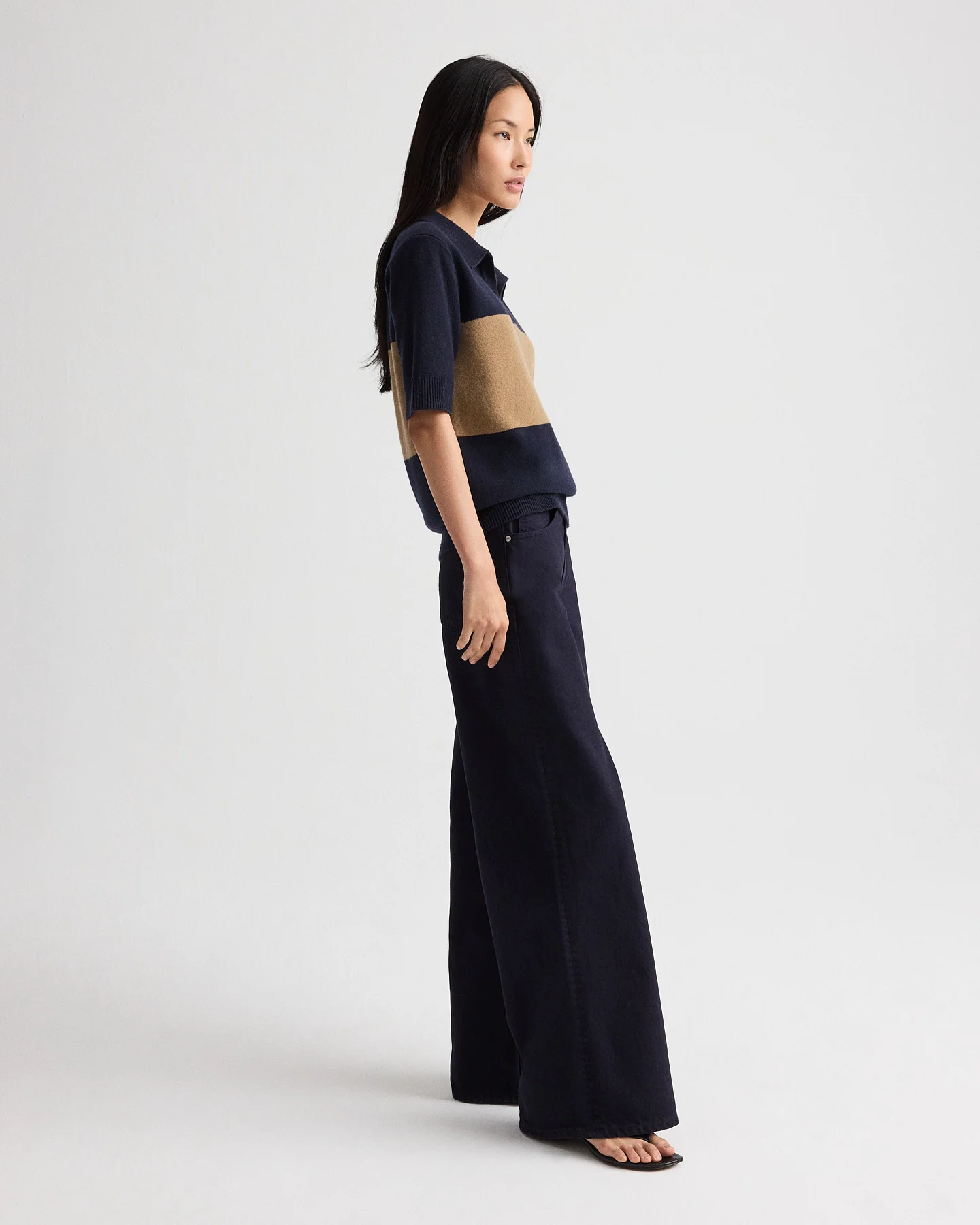 Slightly Oversized Polo in Italian Cashmere - Image 3