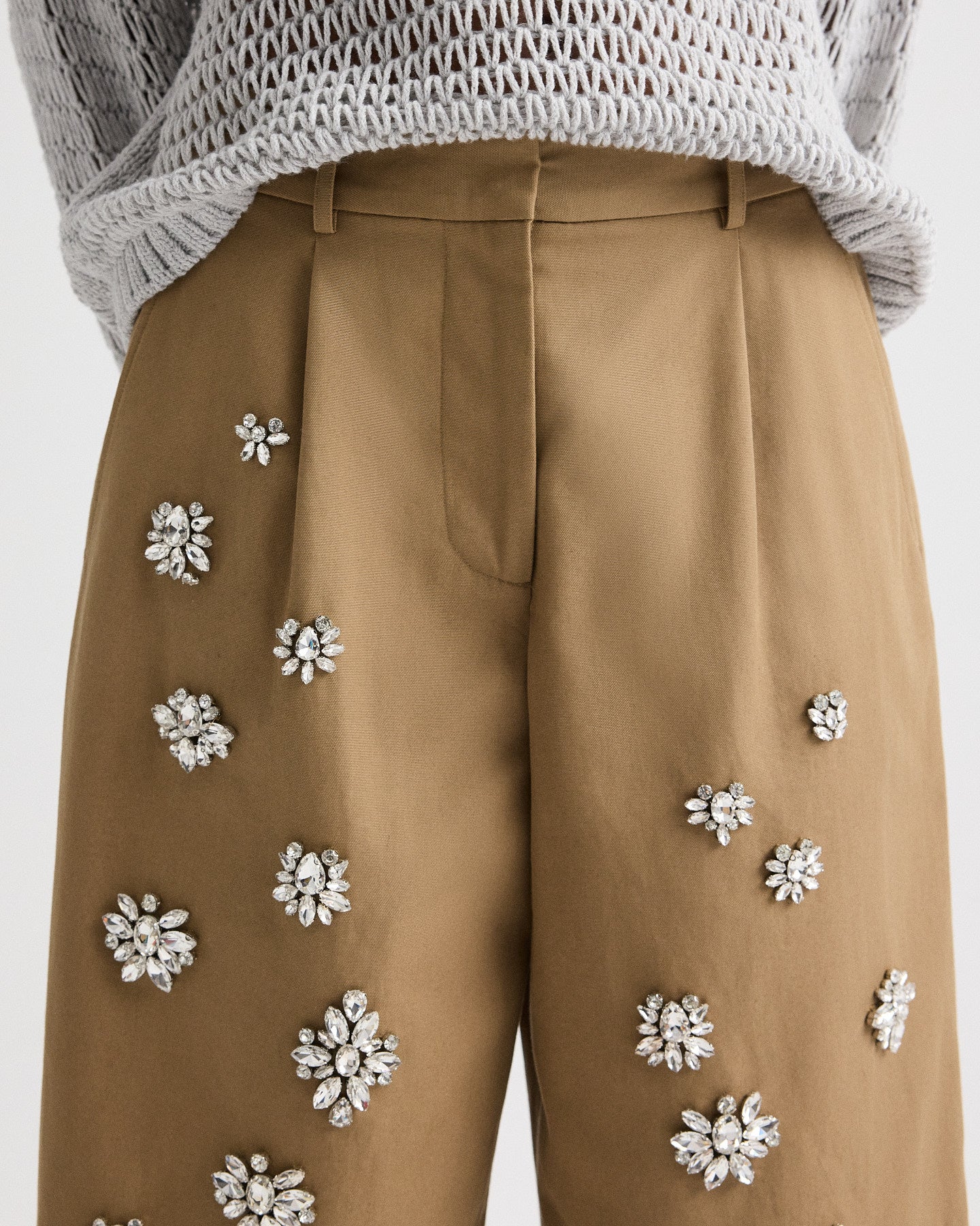 The City Short with Crystals in Water-Repellent Cotton Canvas - Image 5