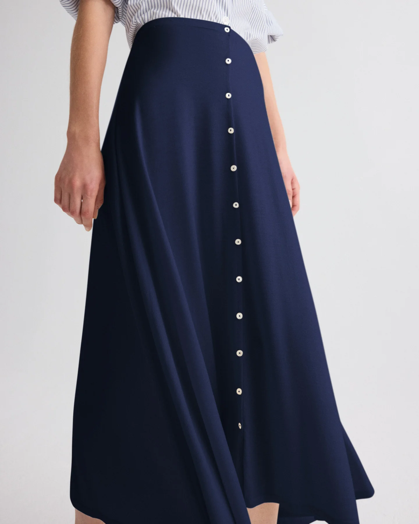 The Skirted One Skirt in Wool Silk - Image 3