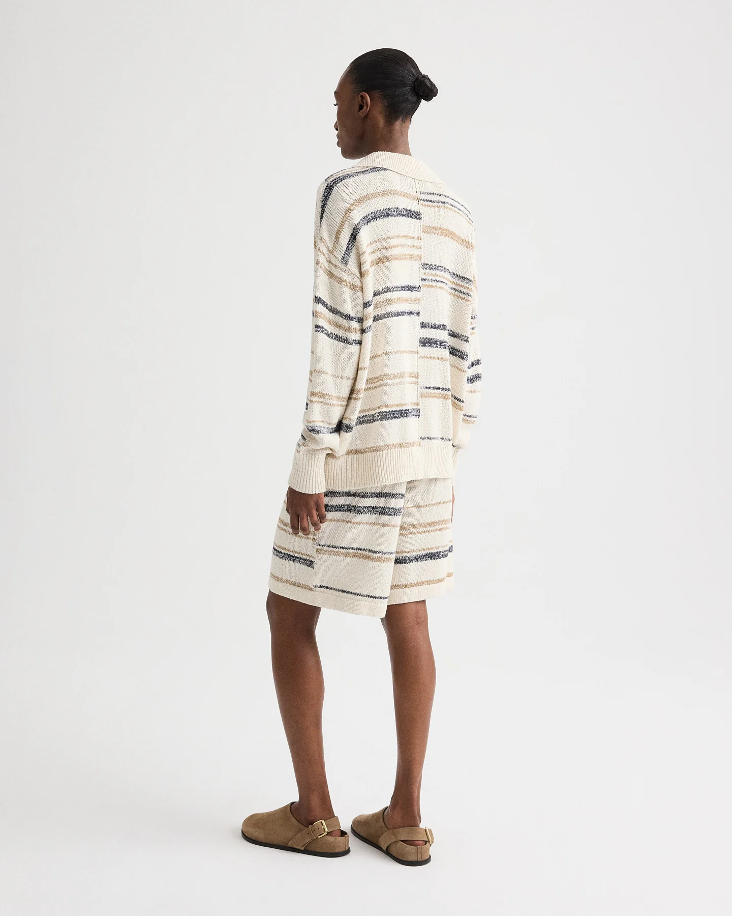 V Neck Long Sleeve Polo in Linen Silk Yarn - Image 5