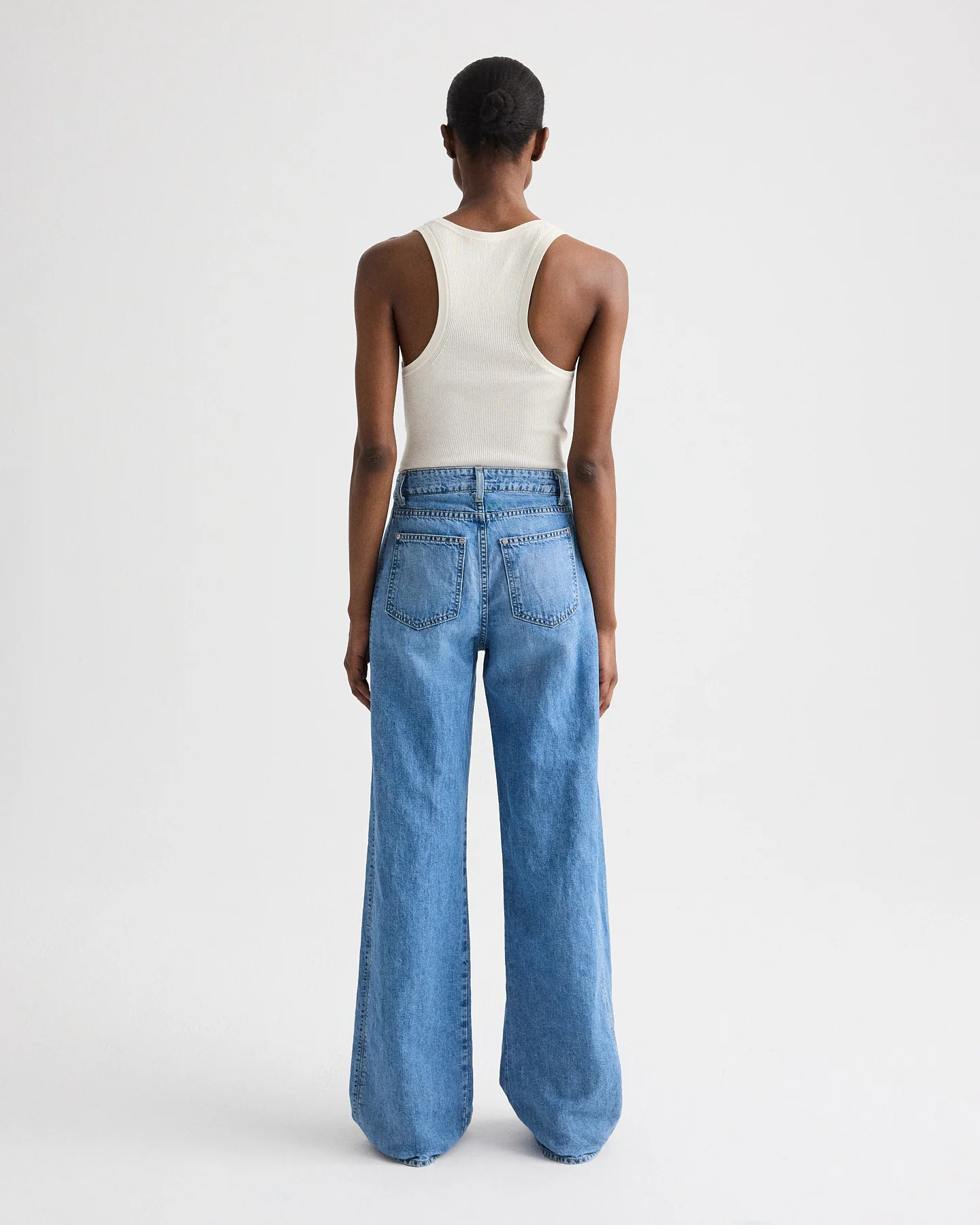 West 11th St Jean in Linen Cotton Denim - Image 5